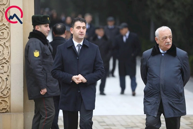 Dövlət və hökumət rəsmiləri ümummilli lider Heydər Əliyevin xatirəsini yad edirlər — FOTOLAR (YENİLƏNDİ)