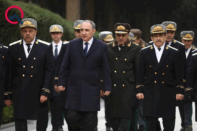 Dövlət və hökumət rəsmiləri ümummilli lider Heydər Əliyevin xatirəsini yad edirlər — FOTOLAR (YENİLƏNDİ)