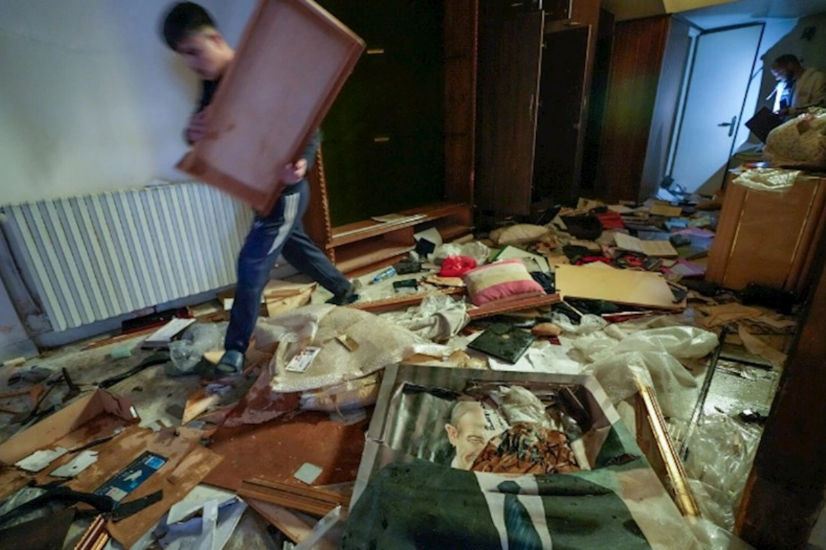 Bəşər Əsədin sirri: Sarayın divarları arxasında nə gizlədirdi?