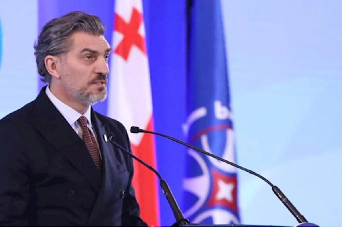 Məşhur futbolçu Gürcüstanın prezidenti oldu
