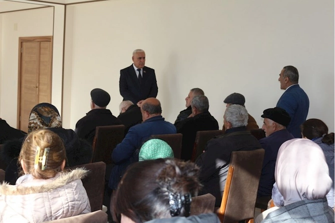 Millət vəkili Vüqar Rəhimzadə Ordubadda seçiciləri ilə növbəti görüşünü keçirib — FOTOLAR Millət vəkili Vüqar Rəhimzadə Ordubadda seçiciləri ilə növbəti görüşünü keçirib — FOTOLAR