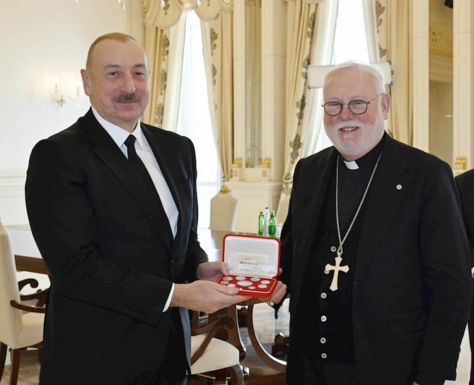 Prezident Paul Riçard Qallageri qəbul etdi — FOTOLAR (YENİLƏNDİ)