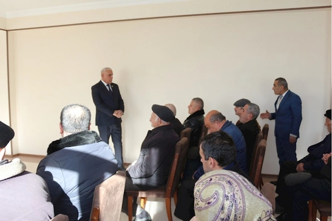 Millət vəkili Vüqar Rəhimzadə Ordubadda seçiciləri ilə növbəti görüşünü keçirib — FOTOLAR Millət vəkili Vüqar Rəhimzadə Ordubadda seçiciləri ilə növbəti görüşünü keçirib — FOTOLAR