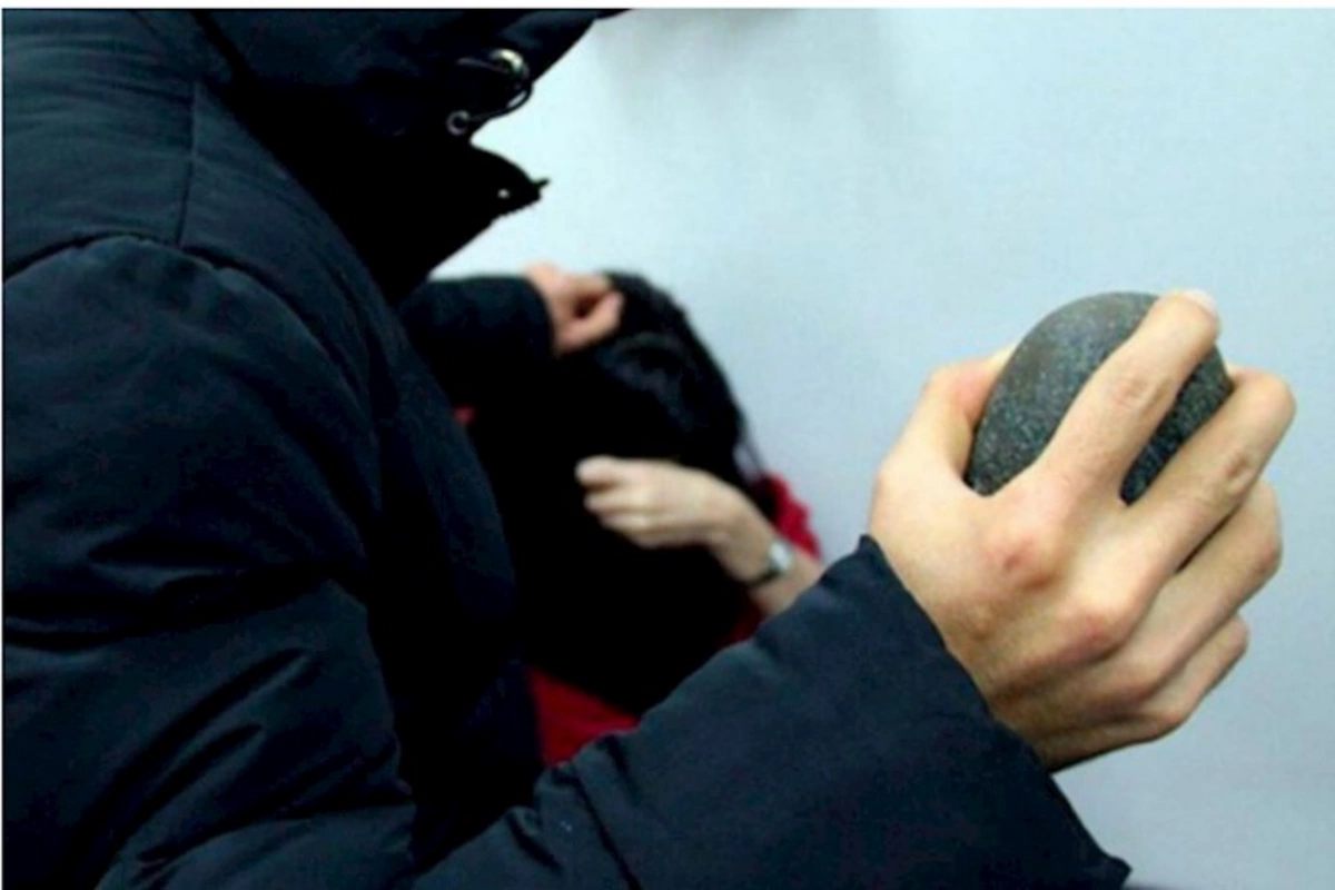 Bakıda dəhşət: 33 yaşlı qadın başına daşla vurulub öldürüldü