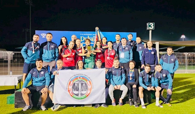 Vəkillər Kollegiyasının futbol komandaları mötəbər beynəlxalq turnirində mükafatlar qazandı — FOTOLAR