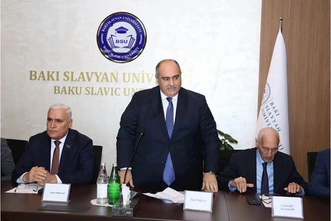Bakı Slavyan Universitetində Şirməmməd Hüseynovun 100 illiyinə həsr olunmuş tədbir keçirilib — FOTOLAR Bakı Slavyan Universitetində Şirməmməd Hüseynovun 100 illiyinə həsr olunmuş tədbir keçirilib — FOTOLAR
