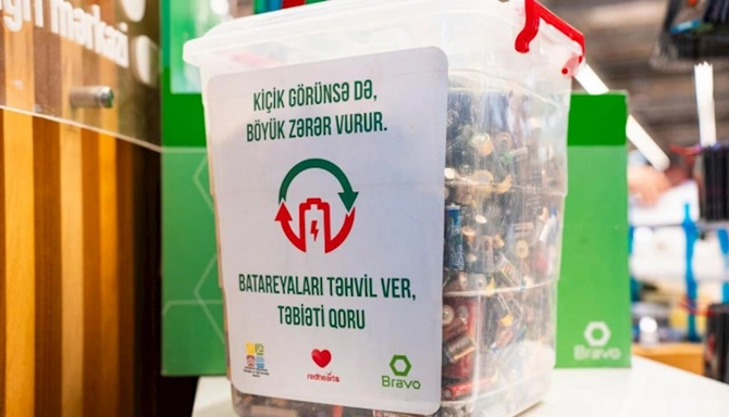 “Batareyaları təhvil ver, təbiəti qoru” layihəsi çərçivəsində 74 kq işlənmiş batareya təhvil alınıb — FOTOLAR “Batareyaları təhvil ver, təbiəti qoru” layihəsi çərçivəsində 74 kq işlənmiş batareya təhvil alınıb — FOTOLAR