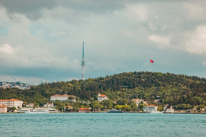 İstanbul Qüllələri: Möcüzələri kəşf edin — FOTOLAR