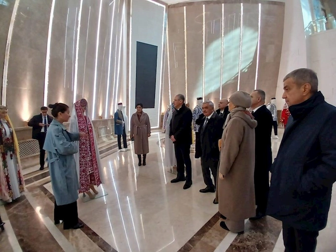 Azərbaycanla Tacikistan arasında Birgə Hökumətlərarası Komissiyanın 7-ci iclası keçirilib — FOTOLAR Azərbaycanla Tacikistan arasında Birgə Hökumətlərarası Komissiyanın 7-ci iclası keçirilib — FOTOLAR