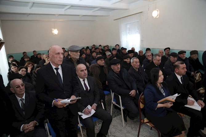 Sevindik Hətəmov Qubalıbalaoğlan kəndinin sakinləri ilə görüşdü — FOTOLAR