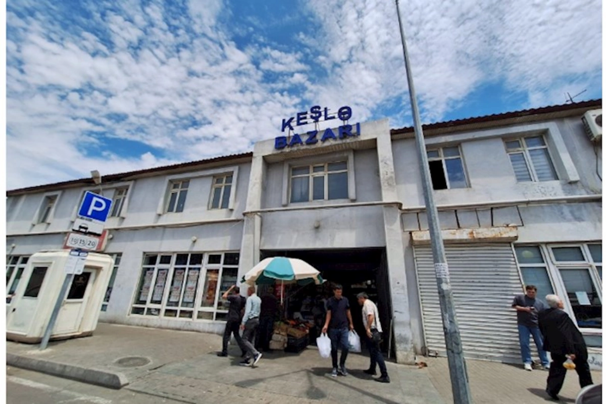 Keşlə bazarının sökülməsi sıxlığı aradan qaldıracaq — Deputatdan yeni layihə ilə bağlı açıqlama