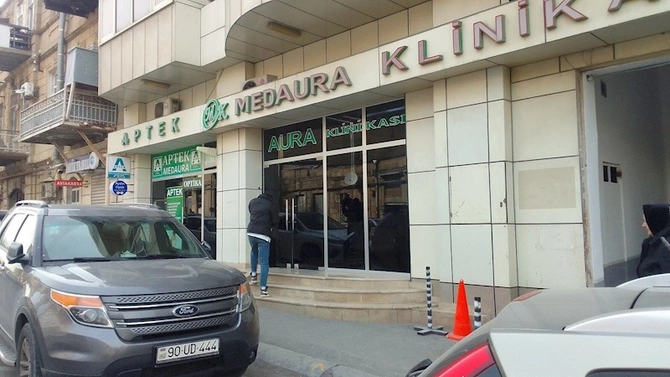 Daha bir estetik əməliyyat faciəsi — Baş həkim həmkarının burnunu tanınmaz hala saldı (FOTOLAR)