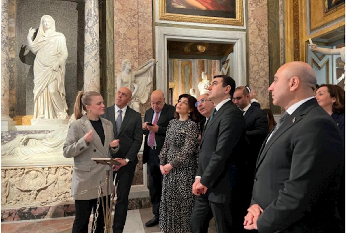 Azərbaycanın mədəniyyət və incəsənət nümayəndələri Romada “Borghese” Qalereyası ilə tanış olublar — FOTOLAR