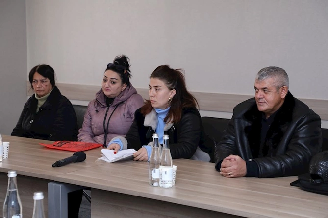 Azəriqaz İB-nin baş direktoru ilin sonuncu vətəndaş qəbulunu Gəncədə keçirdi — FOTOLAR Azəriqaz İB-nin baş direktoru ilin sonuncu vətəndaş qəbulunu Gəncədə keçirdi — FOTOLAR