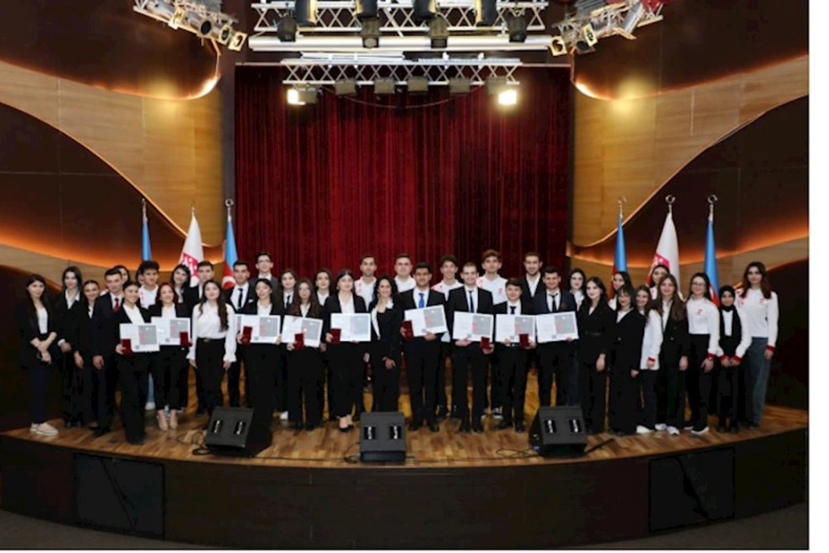 “Mədəniyyət Könüllüləri” İctimai Birliyinin 2024-cü ilin yekunlarına dair hesabat toplantısı keçirildi — FOTOLAR