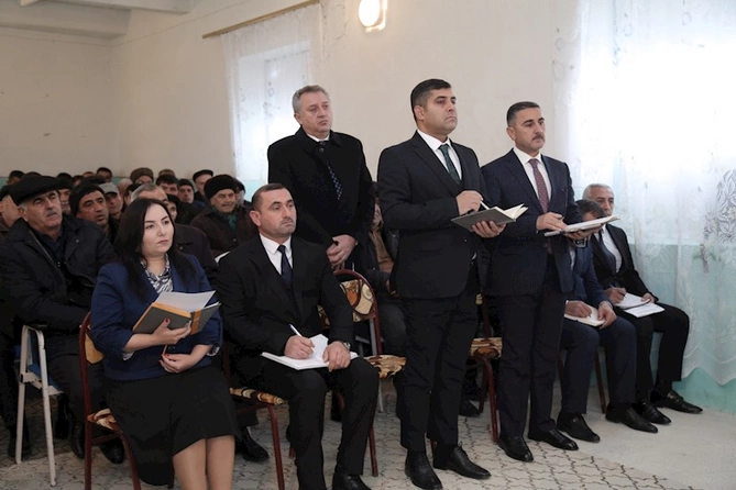 Sevindik Hətəmov Qubalıbalaoğlan kəndinin sakinləri ilə görüşdü — FOTOLAR