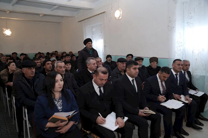 Sevindik Hətəmov Qubalıbalaoğlan kəndinin sakinləri ilə görüşdü — FOTOLAR