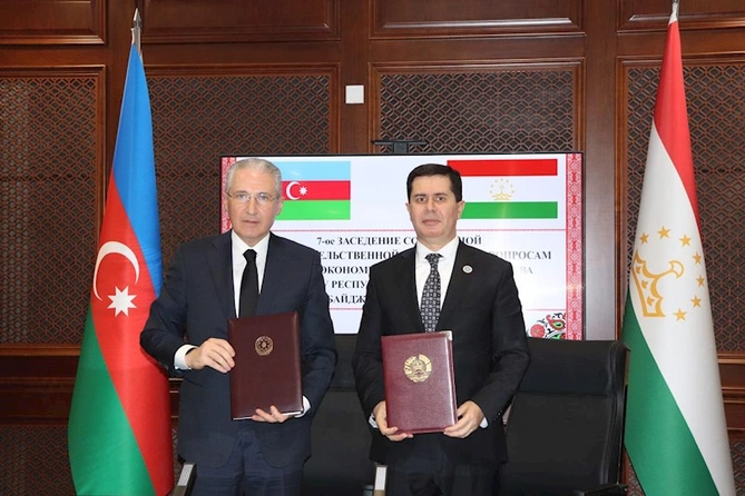 Azərbaycanla Tacikistan arasında Birgə Hökumətlərarası Komissiyanın 7-ci iclası keçirilib — FOTOLAR Azərbaycanla Tacikistan arasında Birgə Hökumətlərarası Komissiyanın 7-ci iclası keçirilib — FOTOLAR