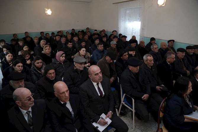 Sevindik Hətəmov Qubalıbalaoğlan kəndinin sakinləri ilə görüşdü — FOTOLAR