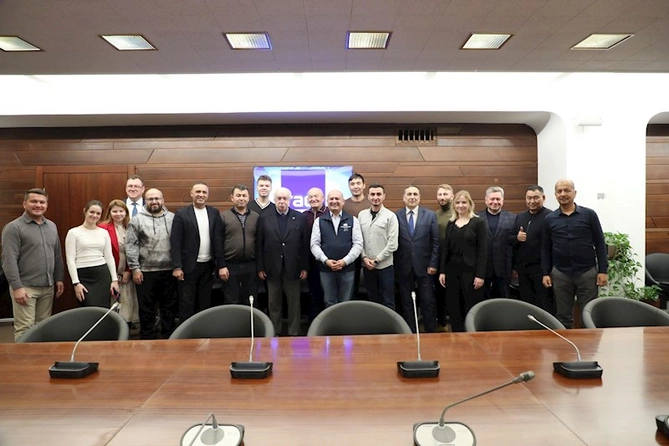 Gilavar Foto Klubunun üzvləri Moskvada TASS-ın seminarında iştirak ediblər — FOTOLAR Gilavar Foto Klubunun üzvləri Moskvada TASS-ın seminarında iştirak ediblər — FOTOLAR