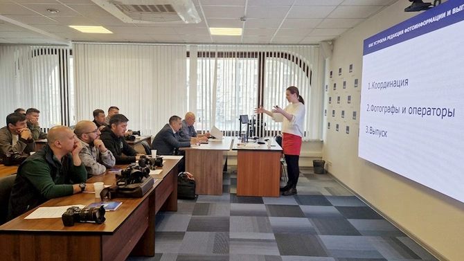 Gilavar Foto Klubunun üzvləri Moskvada TASS-ın seminarında iştirak ediblər — FOTOLAR Gilavar Foto Klubunun üzvləri Moskvada TASS-ın seminarında iştirak ediblər — FOTOLAR