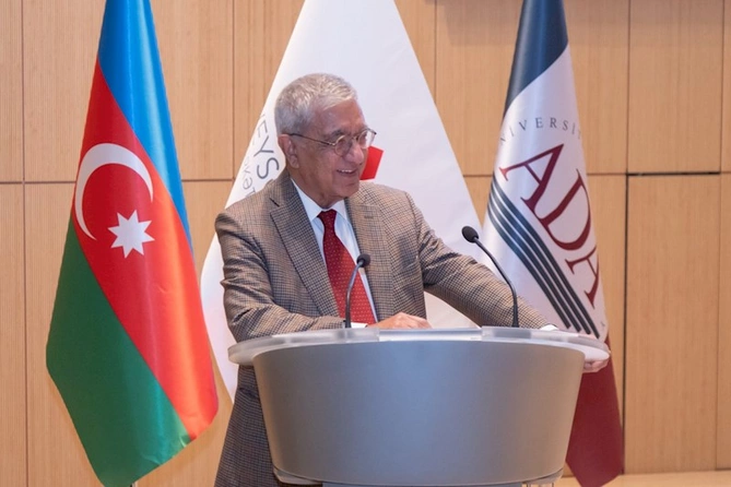 “Veysəloğlu”nun əməkdaşları üçün ADA Universitetində təşkil edilən birillik təlim başa çatıb — FOTOLAR