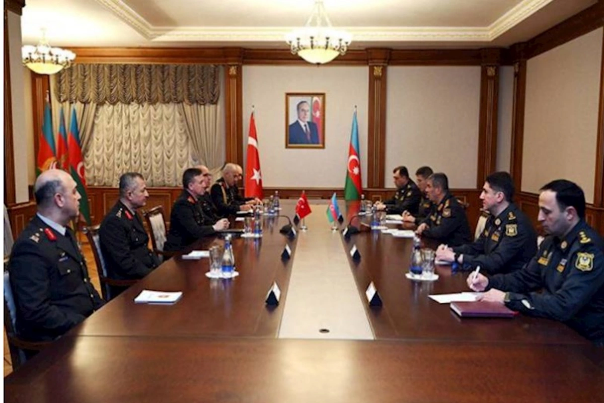 Azərbaycan-Türkiyə hərbi əməkdaşlığı, regional təhlükəsizlik müzakirə olunub — FOTO
