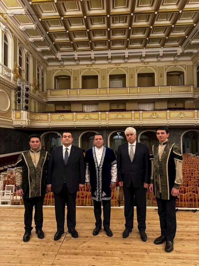 Sankt-Peterburqda “Azərbaycan muğamı” adlı konsert təşkil olundu — FOTOLAR Sankt-Peterburqda “Azərbaycan muğamı” adlı konsert təşkil olundu — FOTOLAR