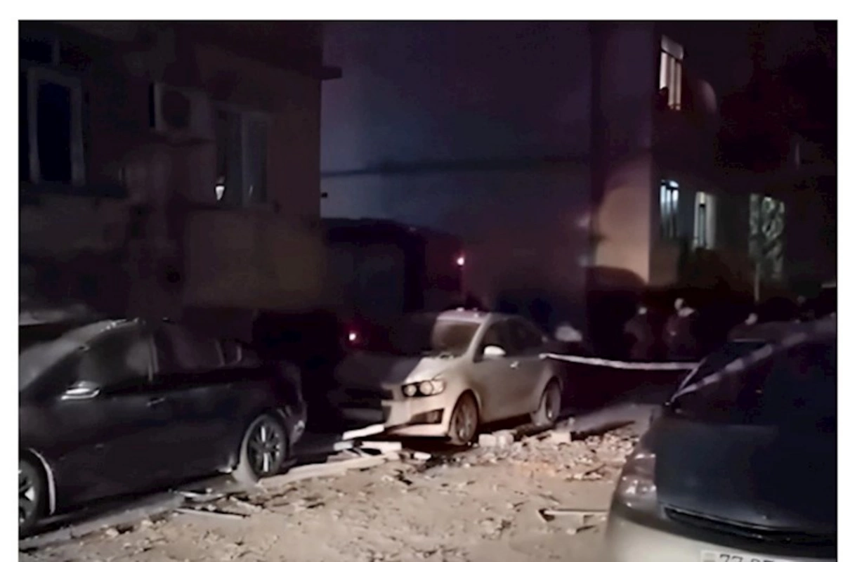 Xırdalanda yaşayış binasında dəhşətli PARTLAYIŞ: Yaralılar var (VİDEO)