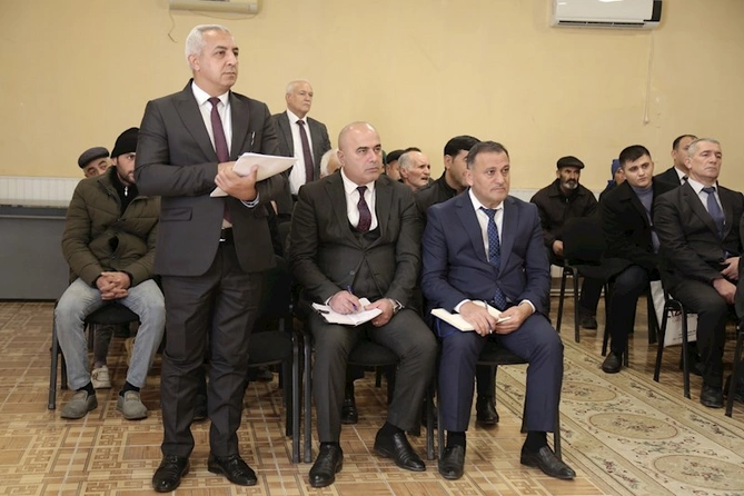 Sevindik Hətəmov növbəti vətəndaş qəbulu keçirdi — FOTOLAR
