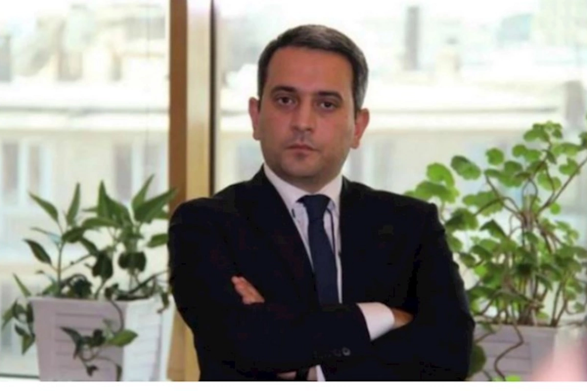 AZTV-nin aparıcısına ağır itki — FOTO