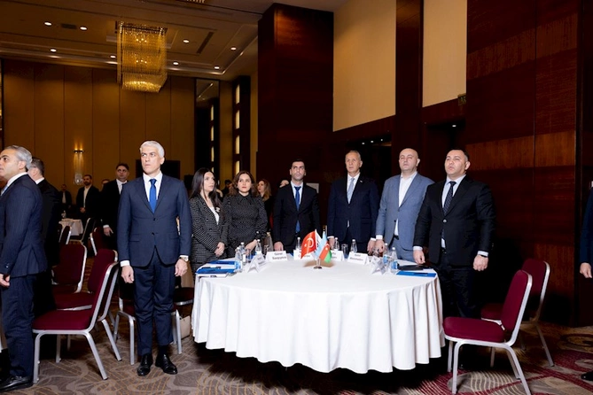 Bakıda Azər Türk Bankın dəstəyi ilə Azərbaycan-Türkiyə İş Adamları Birliyinin konfransı keçirildi — FOTOLAR Bakıda Azər Türk Bankın dəstəyi ilə Azərbaycan-Türkiyə İş Adamları Birliyinin konfransı keçirildi — FOTOLAR