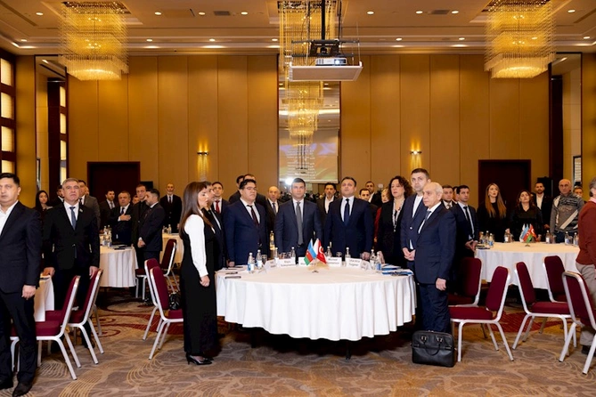 Bakıda Azər Türk Bankın dəstəyi ilə Azərbaycan-Türkiyə İş Adamları Birliyinin konfransı keçirildi — FOTOLAR Bakıda Azər Türk Bankın dəstəyi ilə Azərbaycan-Türkiyə İş Adamları Birliyinin konfransı keçirildi — FOTOLAR