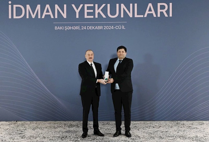 İlham Əliyev idmançıları mükafatlandırdı — FOTOLAR İlham Əliyev idmançıları mükafatlandırdı — FOTOLAR