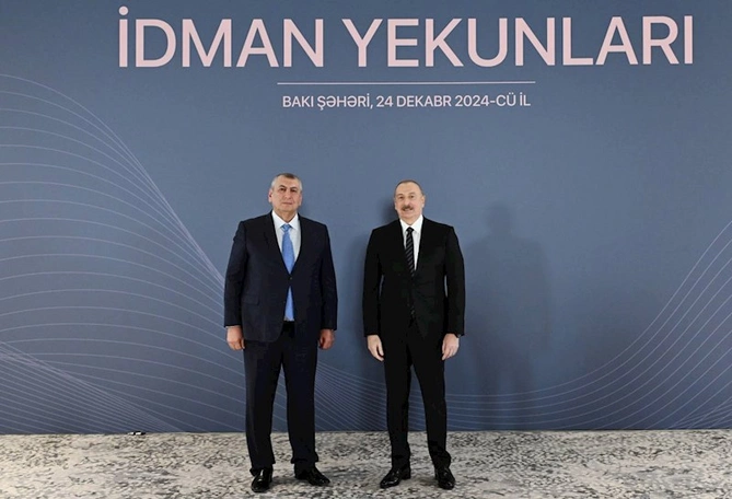 İlham Əliyev idmançıları mükafatlandırdı — FOTOLAR İlham Əliyev idmançıları mükafatlandırdı — FOTOLAR