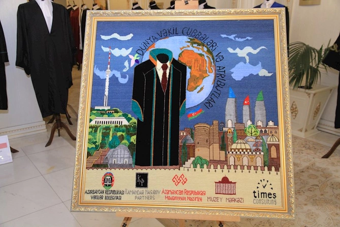 Sumqayıtda ilk dəfə Dünya Vəkil Cübbələri və Atributları sərgisi keçirilir — FOTOLAR Sumqayıtda ilk dəfə Dünya Vəkil Cübbələri və Atributları sərgisi keçirilir — FOTOLAR
