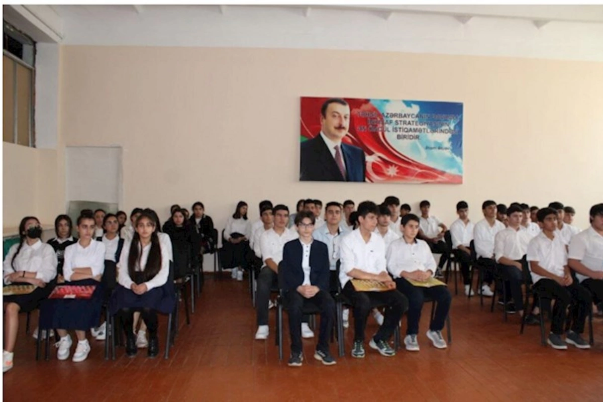 Sumqayıt məktəblərində narkomaniya ilə bağlı silsilə təlimlər davam edir