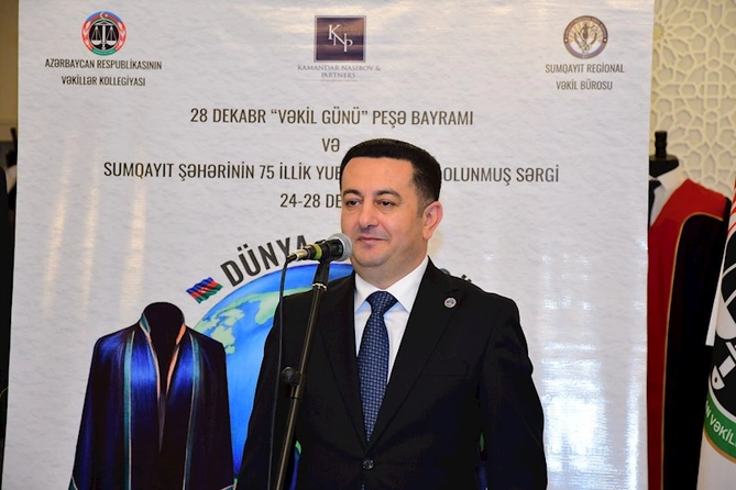 Sumqayıtda ilk dəfə Dünya Vəkil Cübbələri və Atributları sərgisi keçirilir — FOTOLAR Sumqayıtda ilk dəfə Dünya Vəkil Cübbələri və Atributları sərgisi keçirilir — FOTOLAR