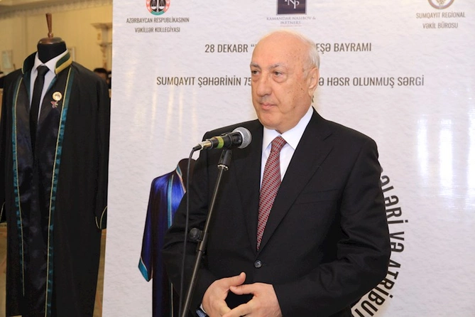 Sumqayıtda ilk dəfə Dünya Vəkil Cübbələri və Atributları sərgisi keçirilir — FOTOLAR Sumqayıtda ilk dəfə Dünya Vəkil Cübbələri və Atributları sərgisi keçirilir — FOTOLAR