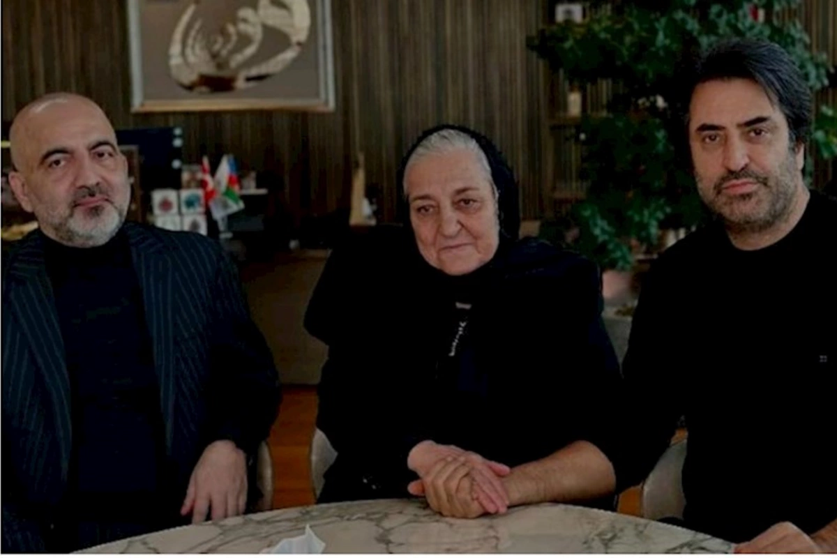 Mahsun Kırmızıgül Polad Həşimovun anası ilə görüşdü — FOTOLAR
