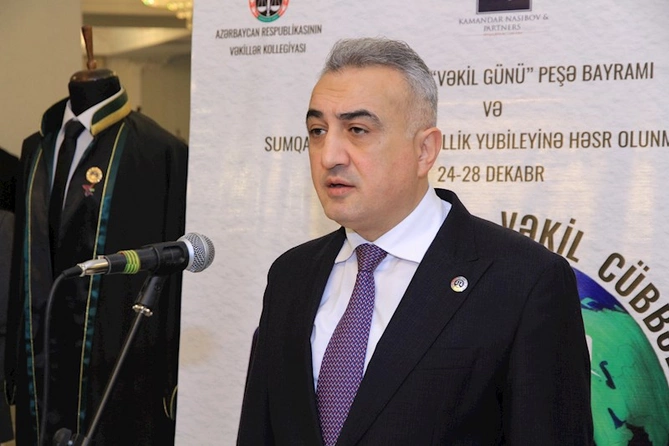 Sumqayıtda ilk dəfə Dünya Vəkil Cübbələri və Atributları sərgisi keçirilir — FOTOLAR Sumqayıtda ilk dəfə Dünya Vəkil Cübbələri və Atributları sərgisi keçirilir — FOTOLAR