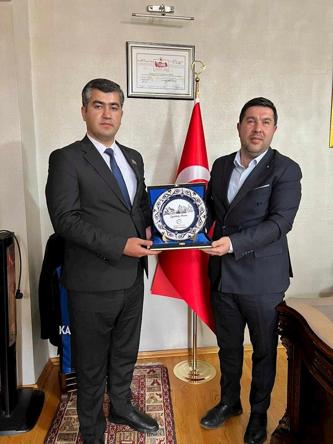 QHT sədrləri Qarsda iş adamları ilə görüş keçiriblər — FOTOLAR