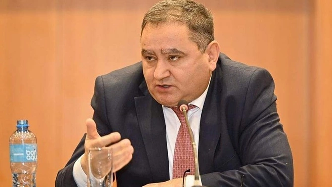 İctimai nəqliyyatda şagirdlər üçün gediş haqqı problemi: Necə həll olunmalıdır? İctimai nəqliyyatda şagirdlər üçün gediş haqqı problemi: Necə həll olunmalıdır?