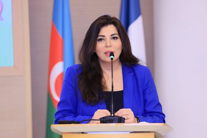 Bakıda Debat Forumu keçirildi — FOTOLAR