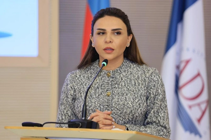 Bakıda Debat Forumu keçirildi — FOTOLAR
