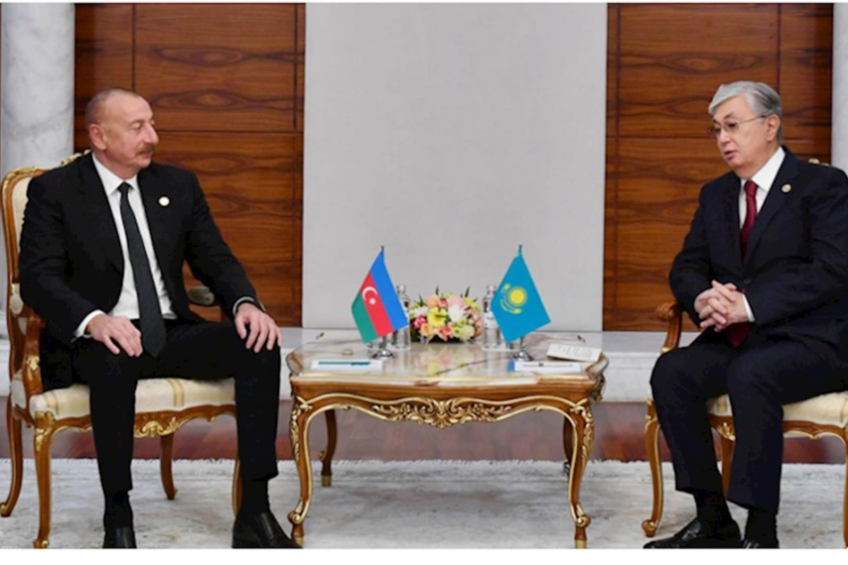 İlham Əliyev Tokayevə zəng etdi