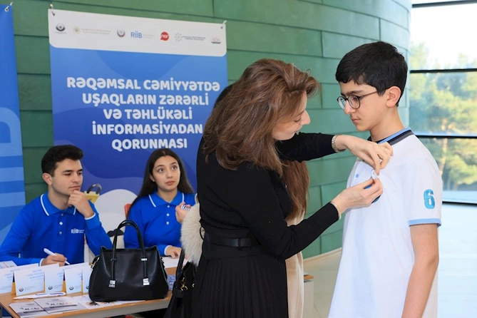 Bakıda Debat Forumu keçirildi — FOTOLAR