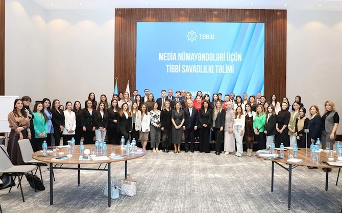 Media nümayəndələri üçün “Tibbi savadlılıq” mövzusunda təlim keçirilib — FOTOLAR