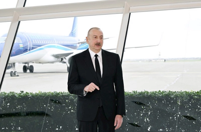 İlham Əliyev Azərbaycan Televiziyasına müsahibə verib — FOTOLAR (YENİLƏNİB) İlham Əliyev Azərbaycan Televiziyasına müsahibə verib — FOTOLAR (YENİLƏNİB)
