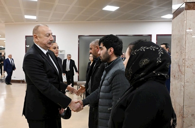 Prezident və xanımı vida mərasimində iştirak etdi — FOTOLAR Prezident və xanımı vida mərasimində iştirak etdi — FOTOLAR
